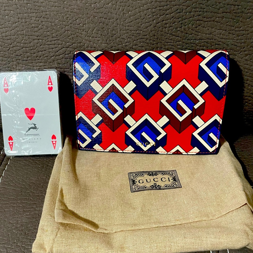 Gucci Geometric G Playing Cards Holder!